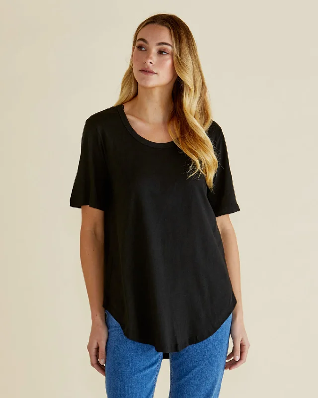 Betty Basics Ariana Tee Black