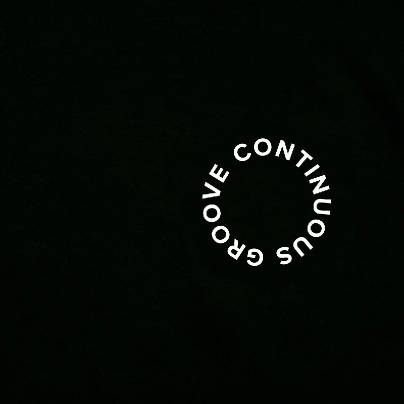 Continuous Groove Back Print - Tshirt - Black