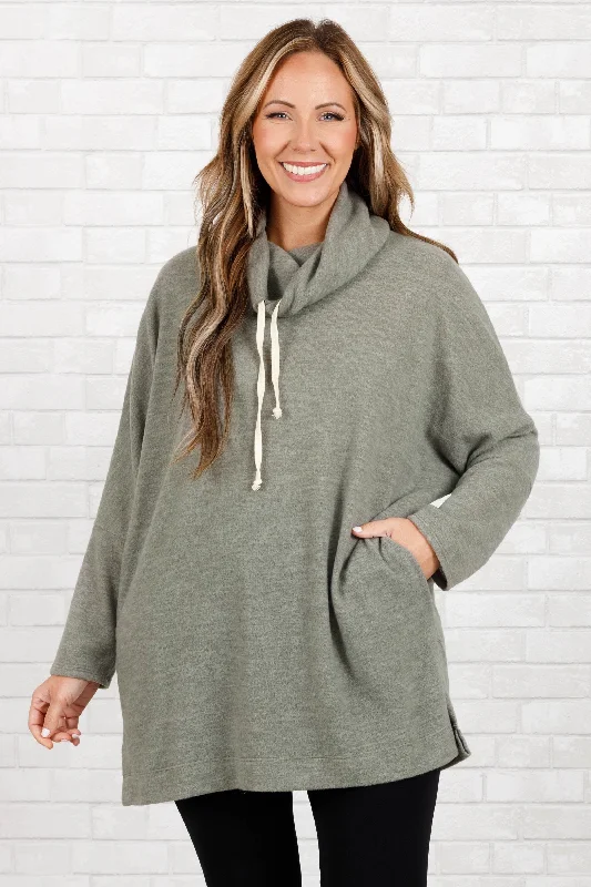 Lounging Around Pullover, Olive